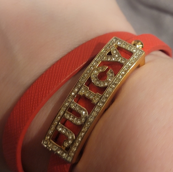 Juicy Couture Pave Double Wrap Bracelet Goldtone/Rhinestone Juicy Logo - Picture 2 of 9